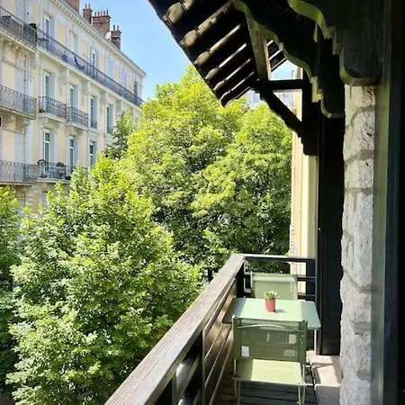 Appartement R'apparts T3 Le Prestige Grenoblois